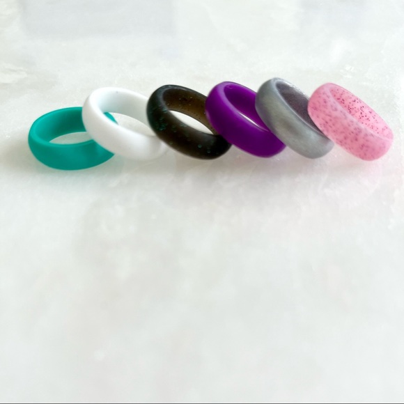 Limited Edition Pink Glitter - Womens Silicone Ring - Rounded Edge - Picture 4 of 4